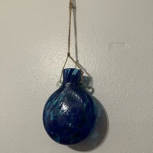 Hanging glass flask
